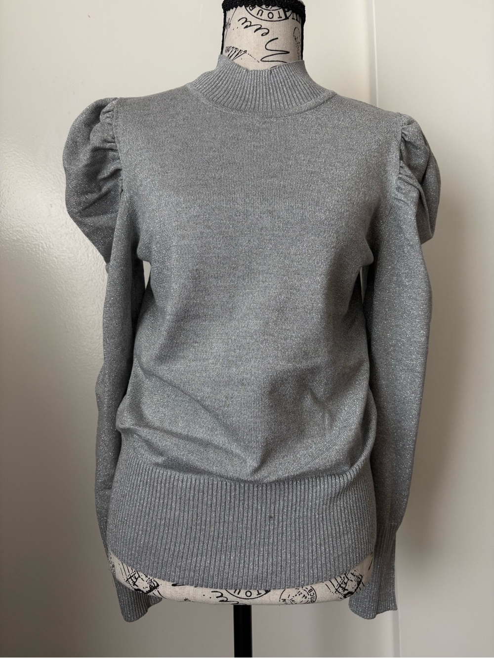 Gray Sparkle Puff-Sleeve Turtleneck Sweater